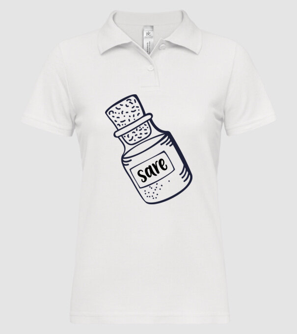 sare model alb pe tricou