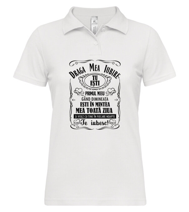  model  pe tricou