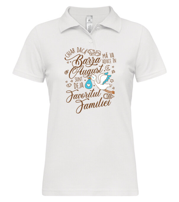  model  pe tricou