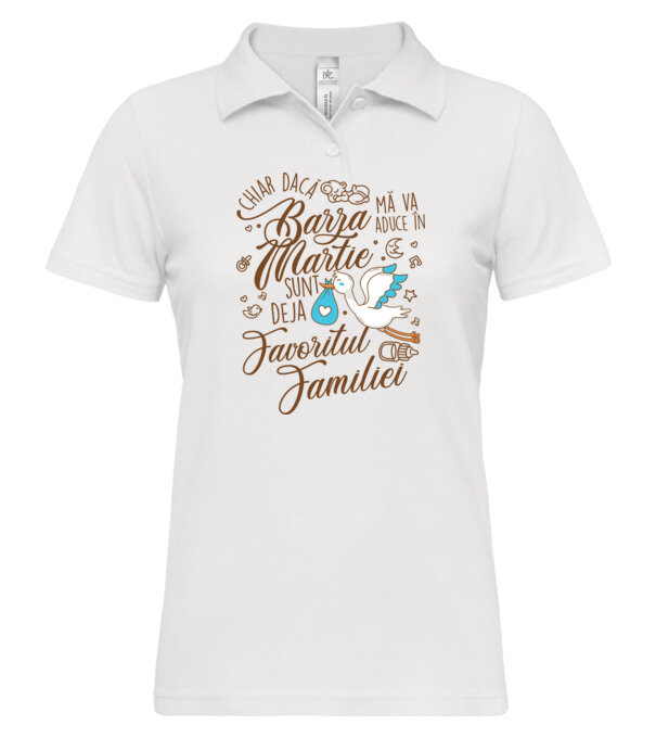  model  pe tricou