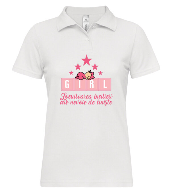  model  pe tricou
