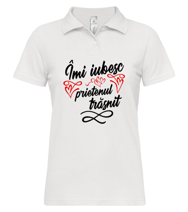  model  pe tricou