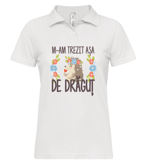  model  pe tricou