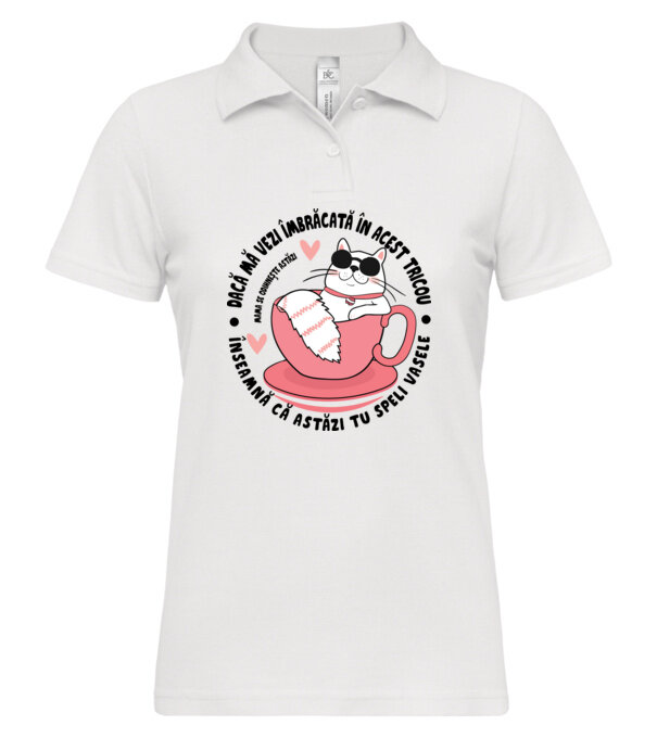  model  pe tricou