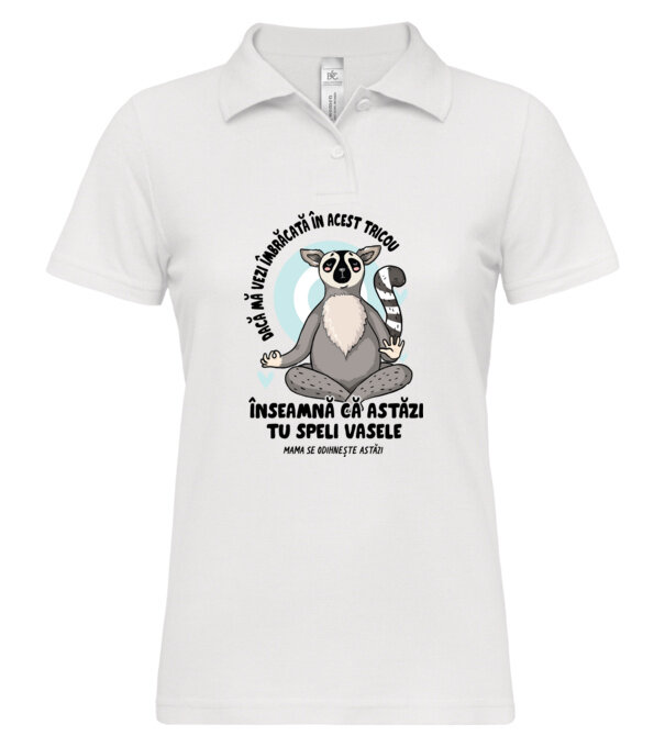  model  pe tricou