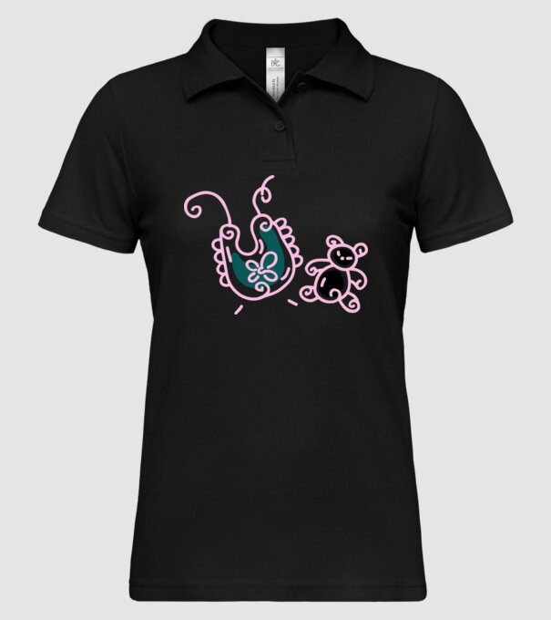 Bebe model negru pe tricou