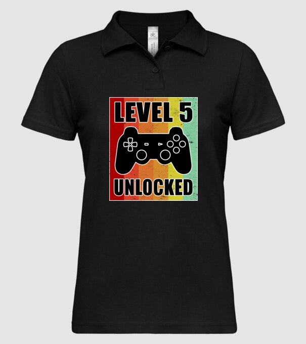 level 5 unlocked retro gamer model negru pe tricou