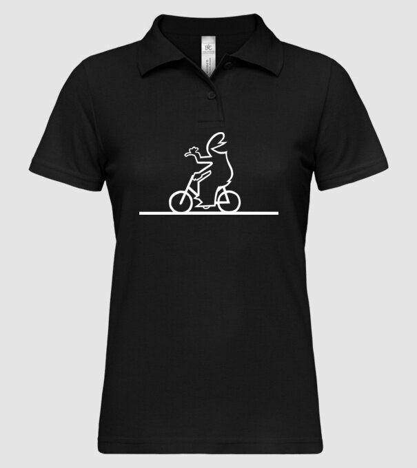  model negru pe tricou