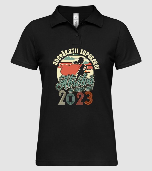 Adevărații supereroi model negru pe tricou