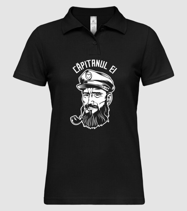 Căpitanul ei model negru pe tricou