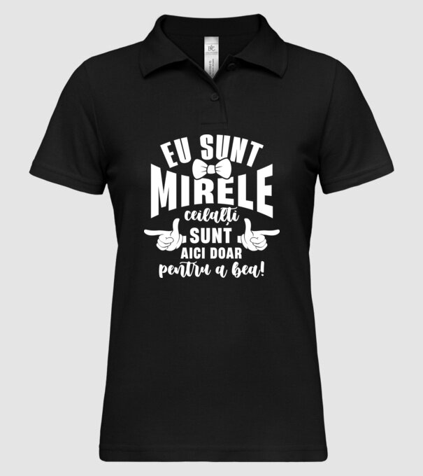 Eu sunt mirele model negru pe tricou