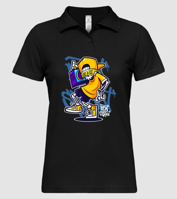 Graffiti model negru pe tricou