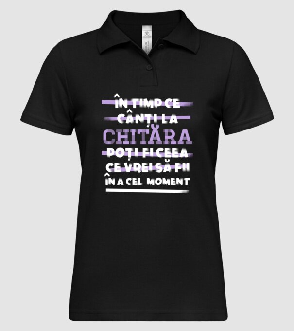 în timp ce cânți la chitară poți fi ceea ce vrei să fii - în acel moment model negru pe tricou