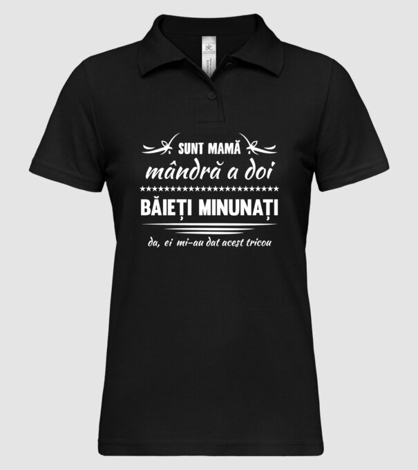 Sunt Mamă mândră a doi băieți minunați - da, ei mi-au dat acest tricou model negru pe tricou