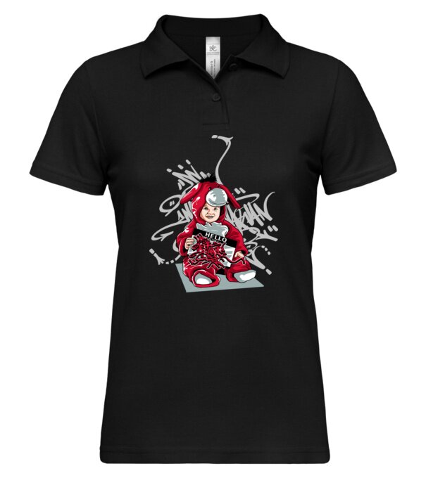  model  pe tricou