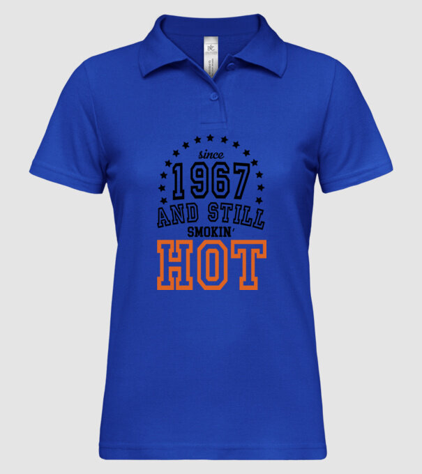 'Since and still smokin'' hot - 1967' model albastru regal pe tricou