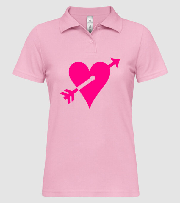 inimă model roz deschis pe tricou