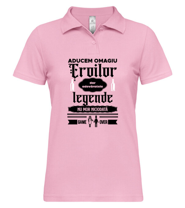  model  pe tricou