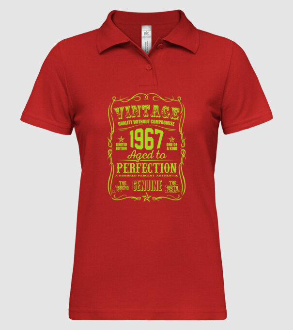 Vintage Perfection - 1967 model roșu pe tricou