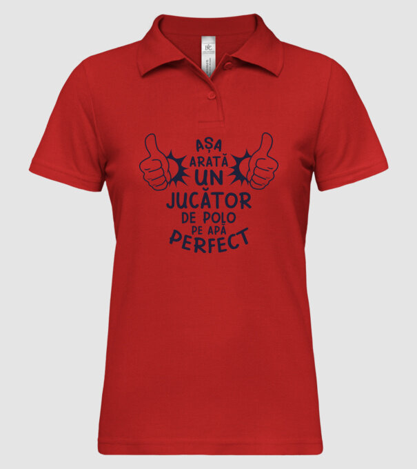 arată un JUCĂTOR DE POLO PE APĂ perfect model roșu pe tricou