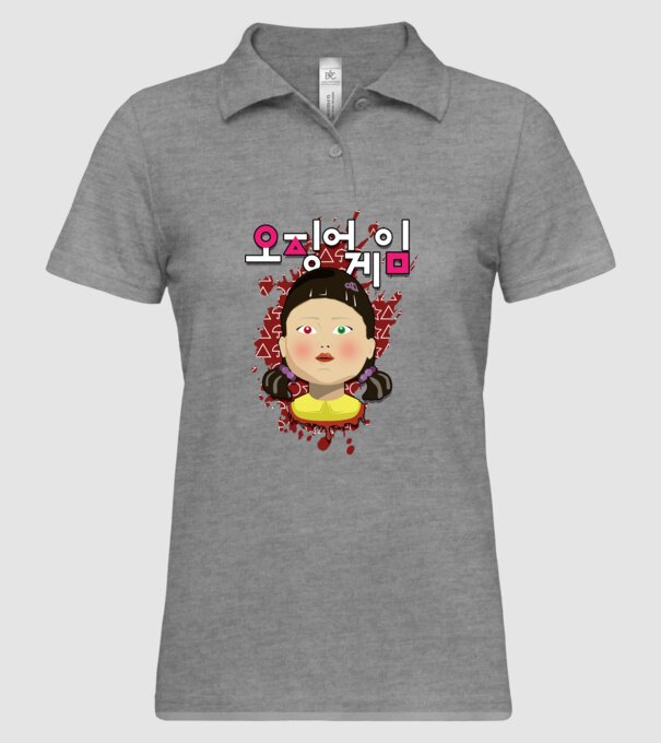 red light green light doll model gri pe tricou