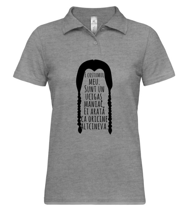  model  pe tricou