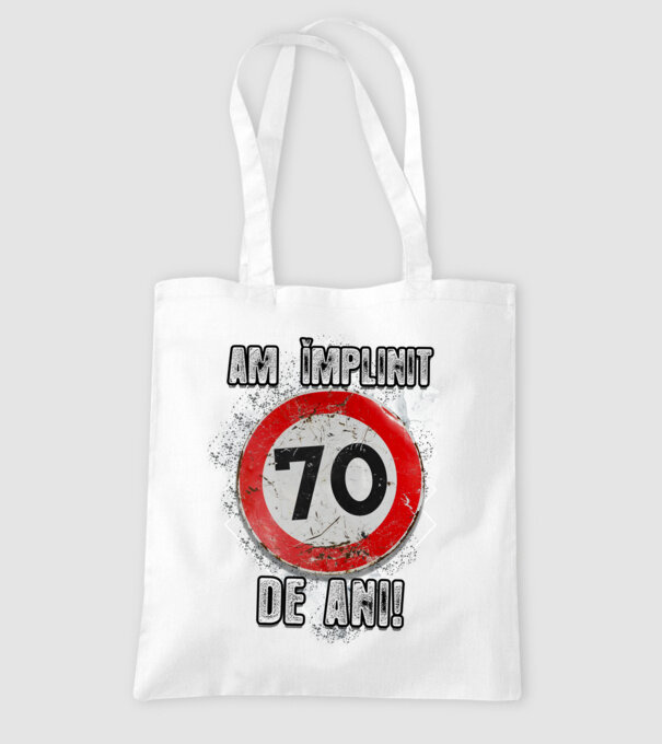 Am împlinit 70 de ani! model alb pe tricou