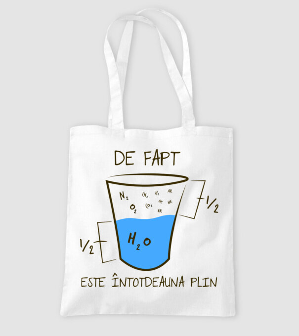 de fapt, este întotdeauna plin model alb pe tricou