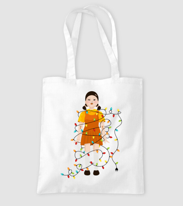 doll squid game model alb pe tricou