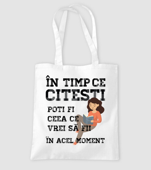 în timp ce citești poți fi ceea ce vrei să fii - în acel moment model alb pe tricou