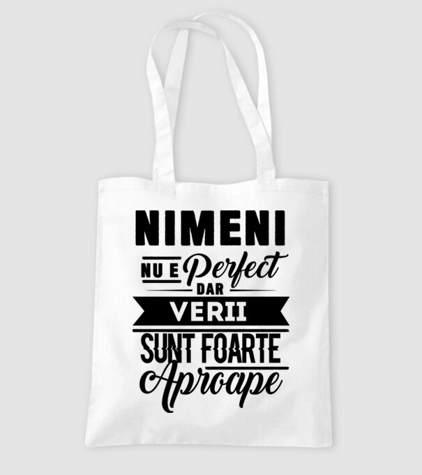 Nimeni nu e perfect, dar verii sunt foarte aproape model alb pe tricou