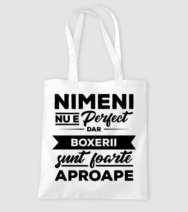 nimeni nu e perfect, dar boxerii sunt foarte aproape model alb pe tricou