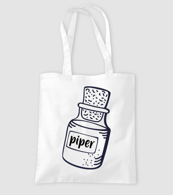 piper model alb pe tricou