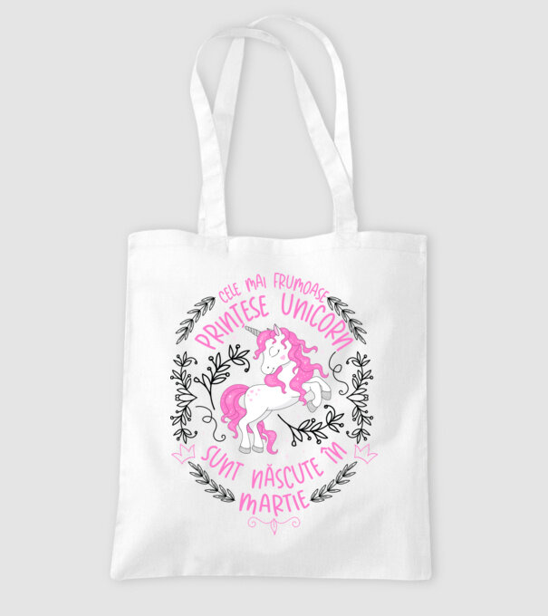 Cele mai frumoase prințese unicorn sunt născute în Martie model alb pe tricou