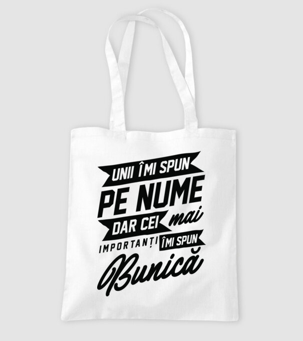 Unii îmi spun pe nume, dar cei mai importanți îmi spun bunică model alb pe tricou