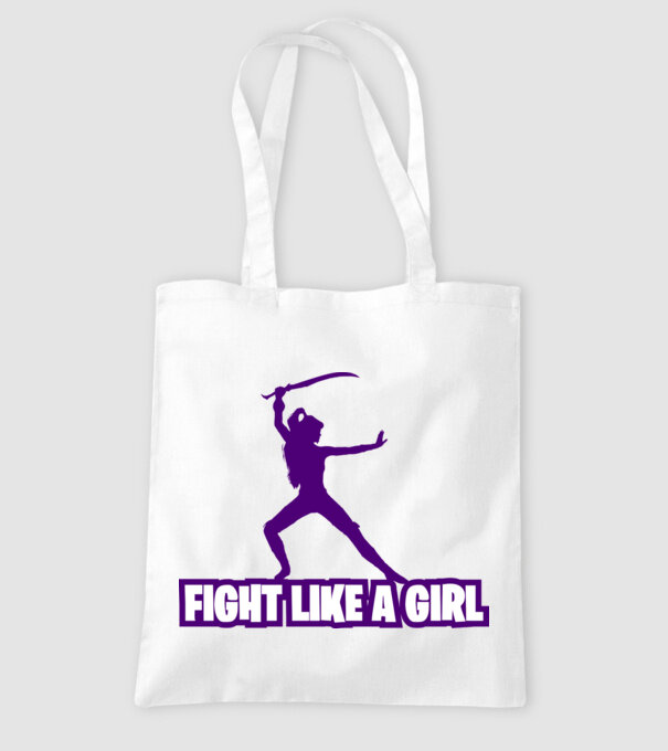 Fată Fortnite model alb pe tricou