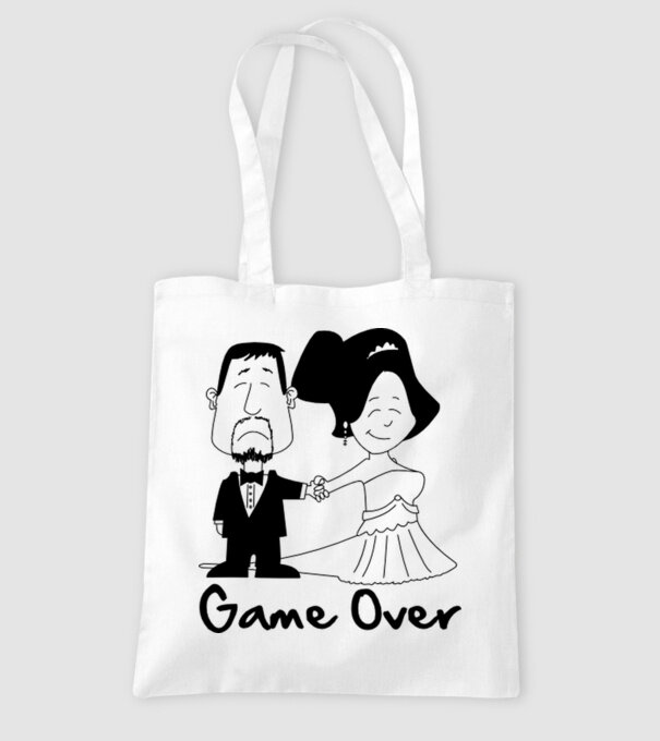 Game Over model alb pe tricou