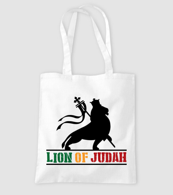 Lion Of Judah model alb pe tricou