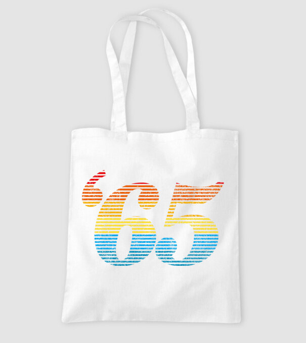 Retro Birthday 1965 model alb pe tricou