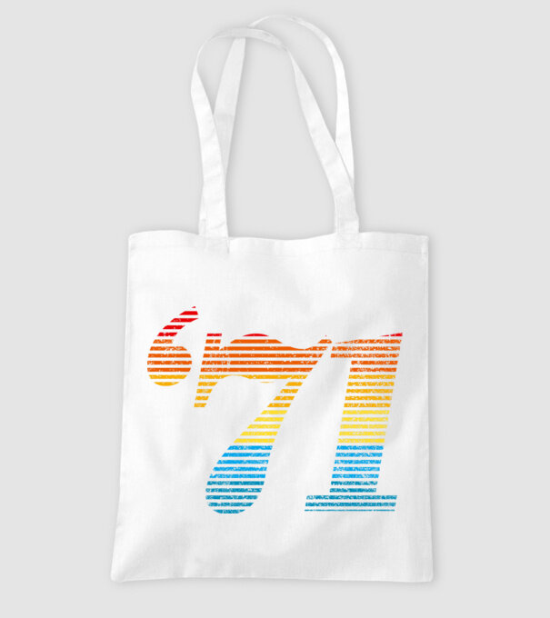 Retro Birthday 1971 model alb pe tricou