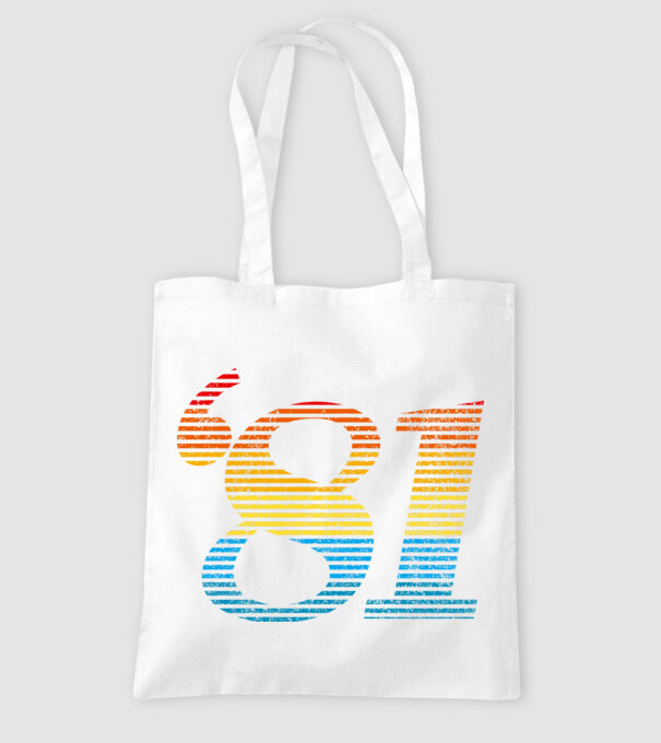 Retro Birthday 1981 model alb pe tricou