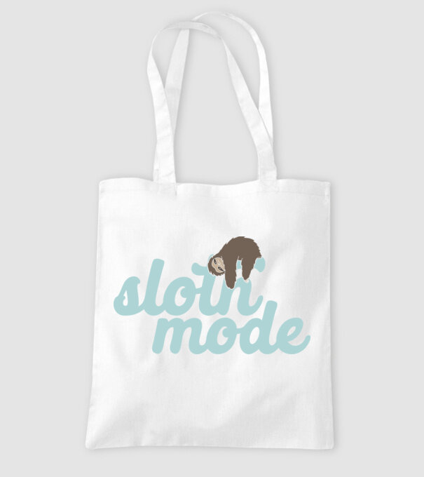 Sloth mode model alb pe tricou