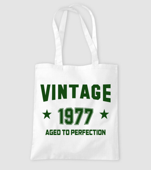 Vintage - 1977 model alb pe tricou
