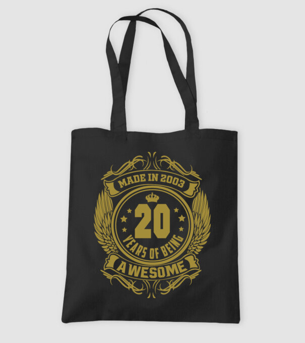 20 years of being awesome winged model negru pe tricou