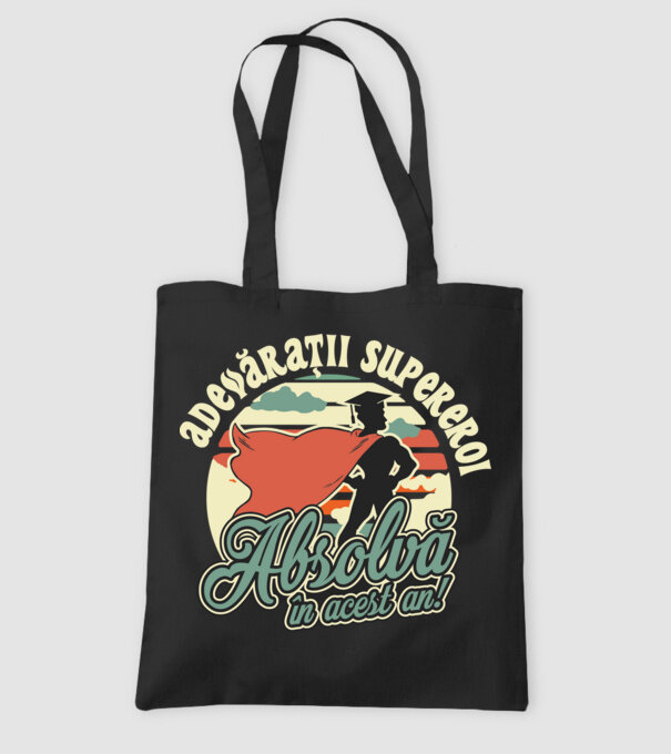 Adevărații supereroi model negru pe tricou