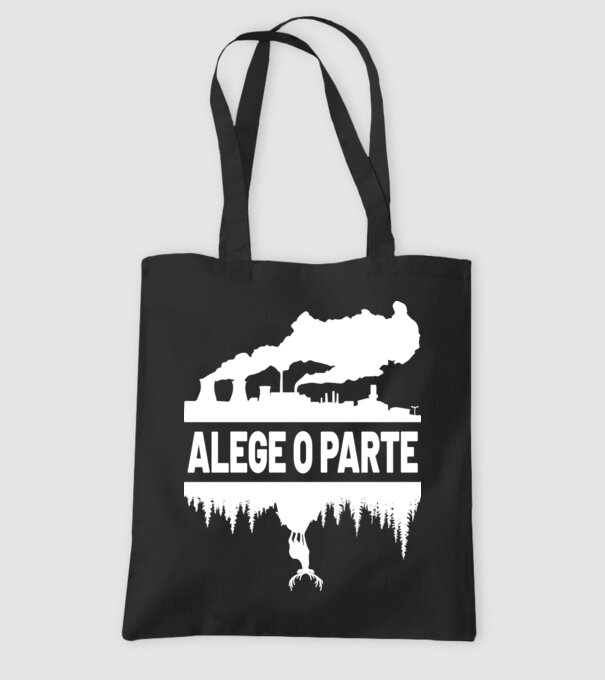 Alege o parte model negru pe tricou