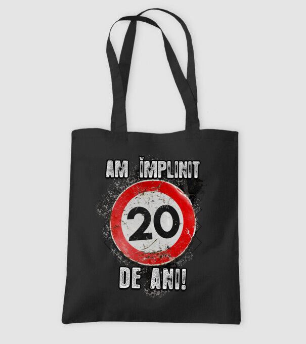 Am împlinit 20 de ani! model negru pe tricou