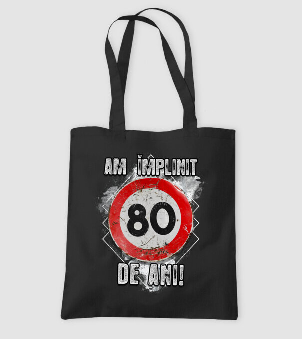 Am împlinit 80 de ani! model negru pe tricou