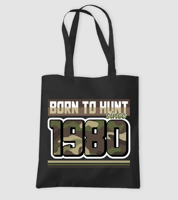 Born to hunt since 1980 model negru pe tricou