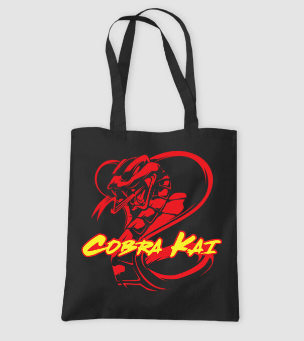 cobra kai simple model negru pe tricou